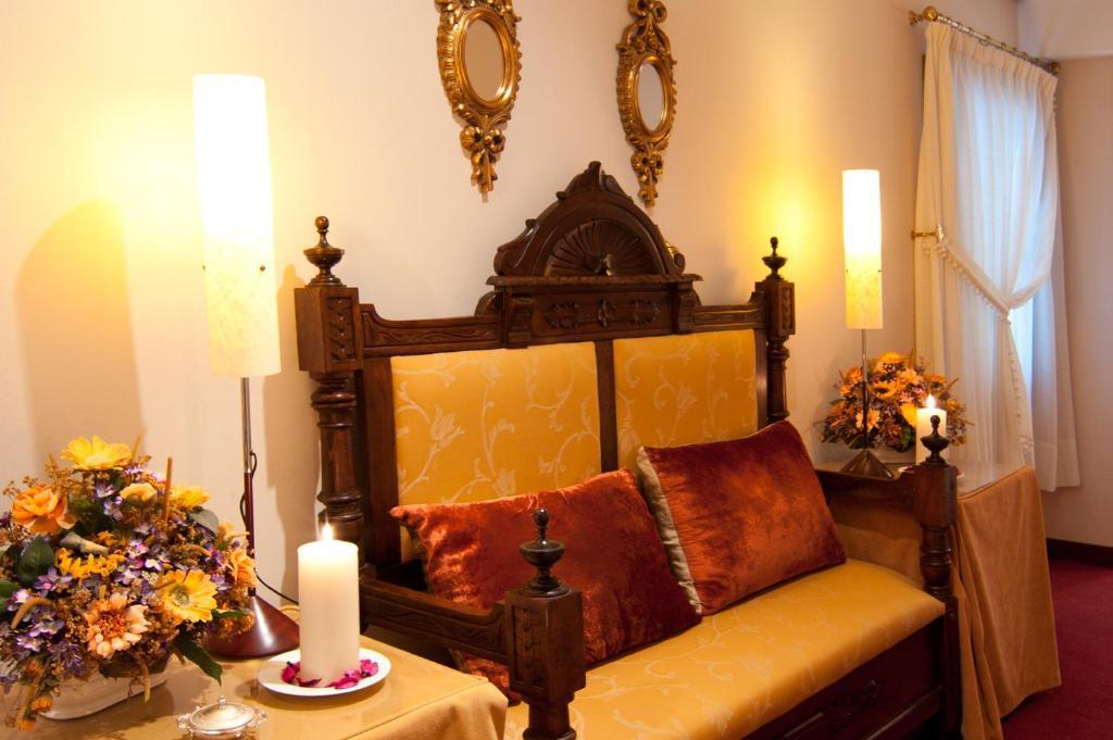 Hotel Restaurante Casa Zanito Olite Extérieur photo